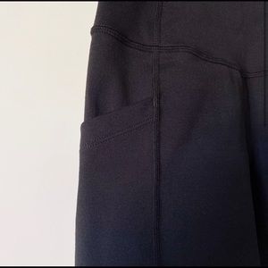 Zella by Nordstrom black Live In high waist pocket bike shorts size XS